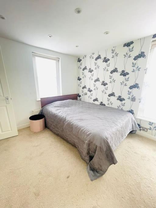 3Bedroom Beautiful Cottage Cheshunt Exterior photo